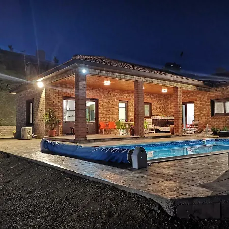 Ferienhaus Kalamospito House